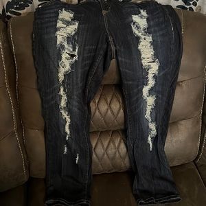 Torrid Distressed Capri